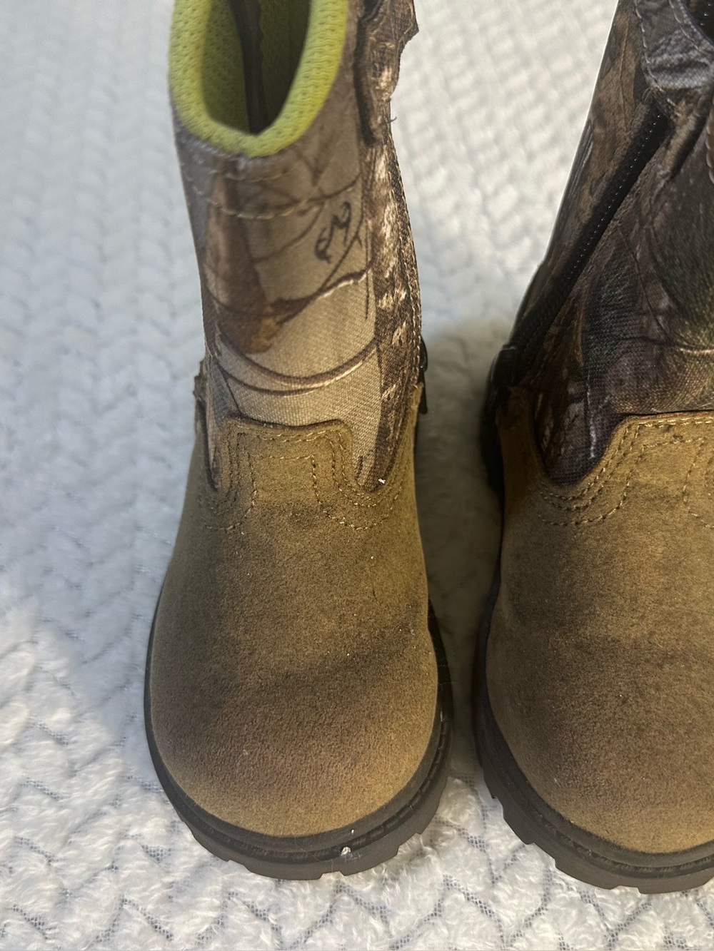Toddler Boots 7D Magellan Outdoors Kids' Boone Realtree Edge Good Condition